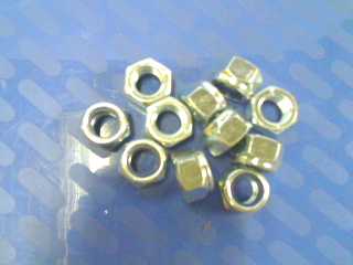 Låsemøtrik 16mm Ca. 35stk. - Klik for mere information...