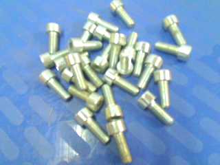 Stålbolte Unbracho 8x20mm Ca. 50stk. - Klik for mere information...