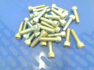 Bolte Unbracho 10x40mm Ca. 30stk - Klik for mere information...