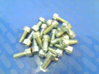 Bolte Unbracho 10x25mm 35stk - Klik for mere information...