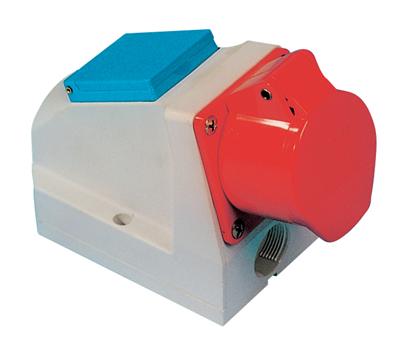 CEE-VÆGUDTAG 220V og 400V - Klik for mere information...